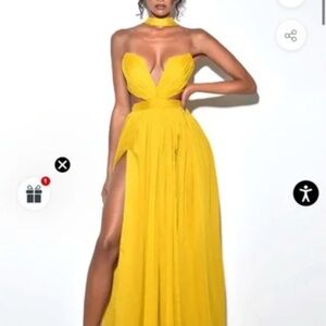 Miss Circle Xella Yellow Pleated Chiffon Maxi Dress